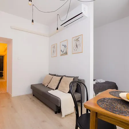 Apartament Shortstaypoland Krakowskie Przedmiescie