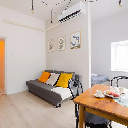Shortstaypoland Krakowskie Przedmiescie Apartment *